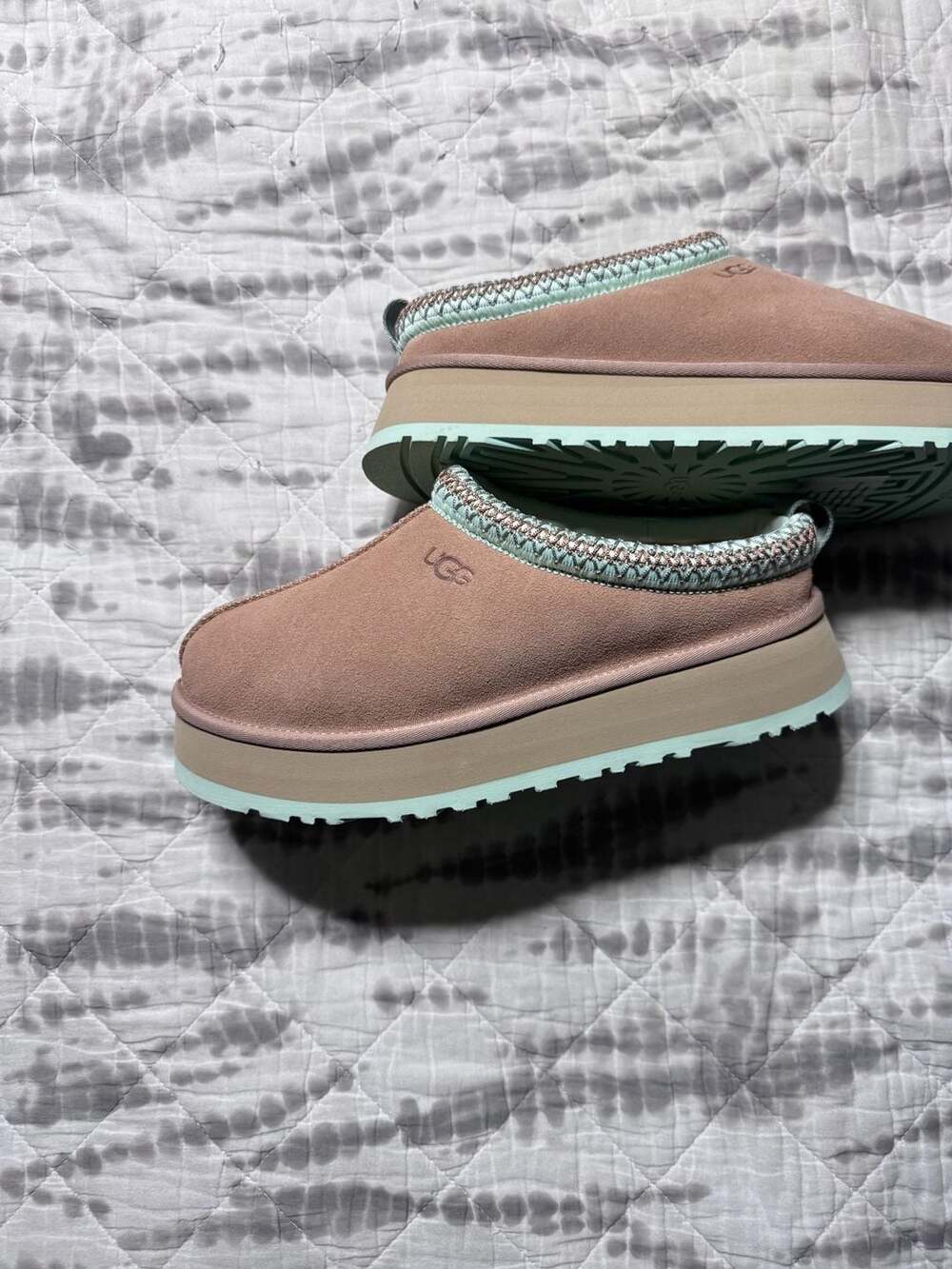 UGG Tazz II Slip-on Platform Arroyo/Greenbelle Women's Size 10